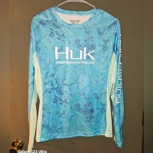 NWOT Womens Huk Aqua Camo Long-Sleeve Shirt